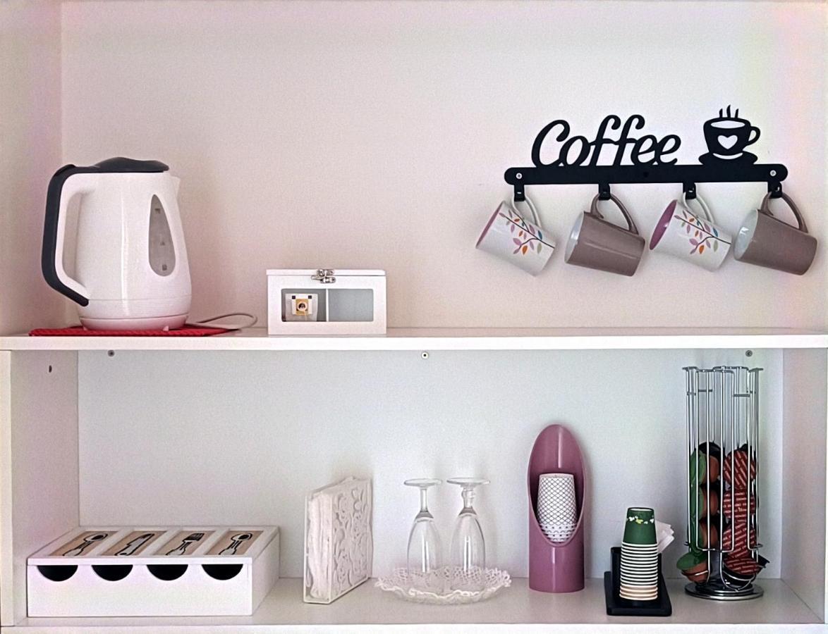 Il Borgo Bed & Breakfast อาเจโรลา ภายนอก รูปภาพ