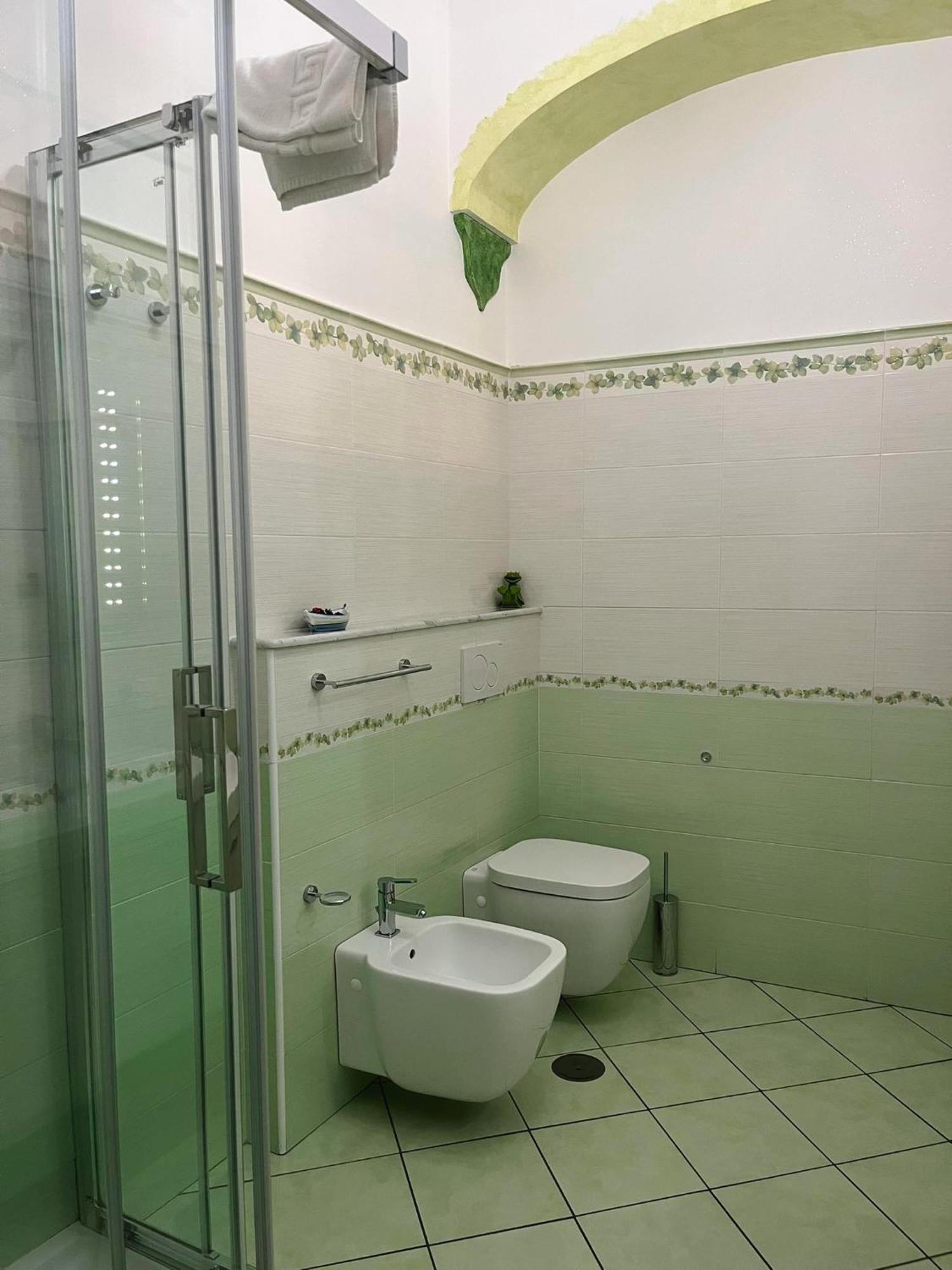 Il Borgo Bed & Breakfast อาเจโรลา ภายนอก รูปภาพ