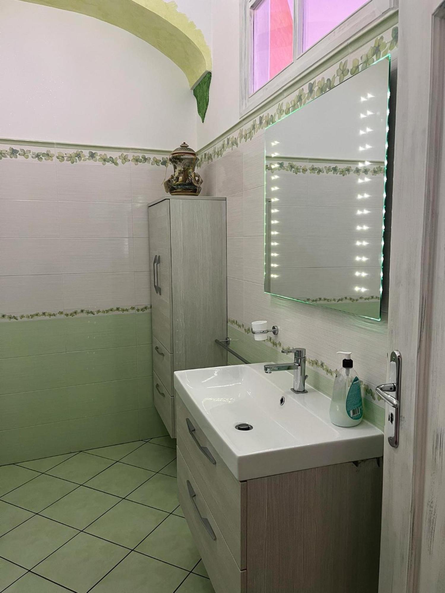 Il Borgo Bed & Breakfast อาเจโรลา ภายนอก รูปภาพ