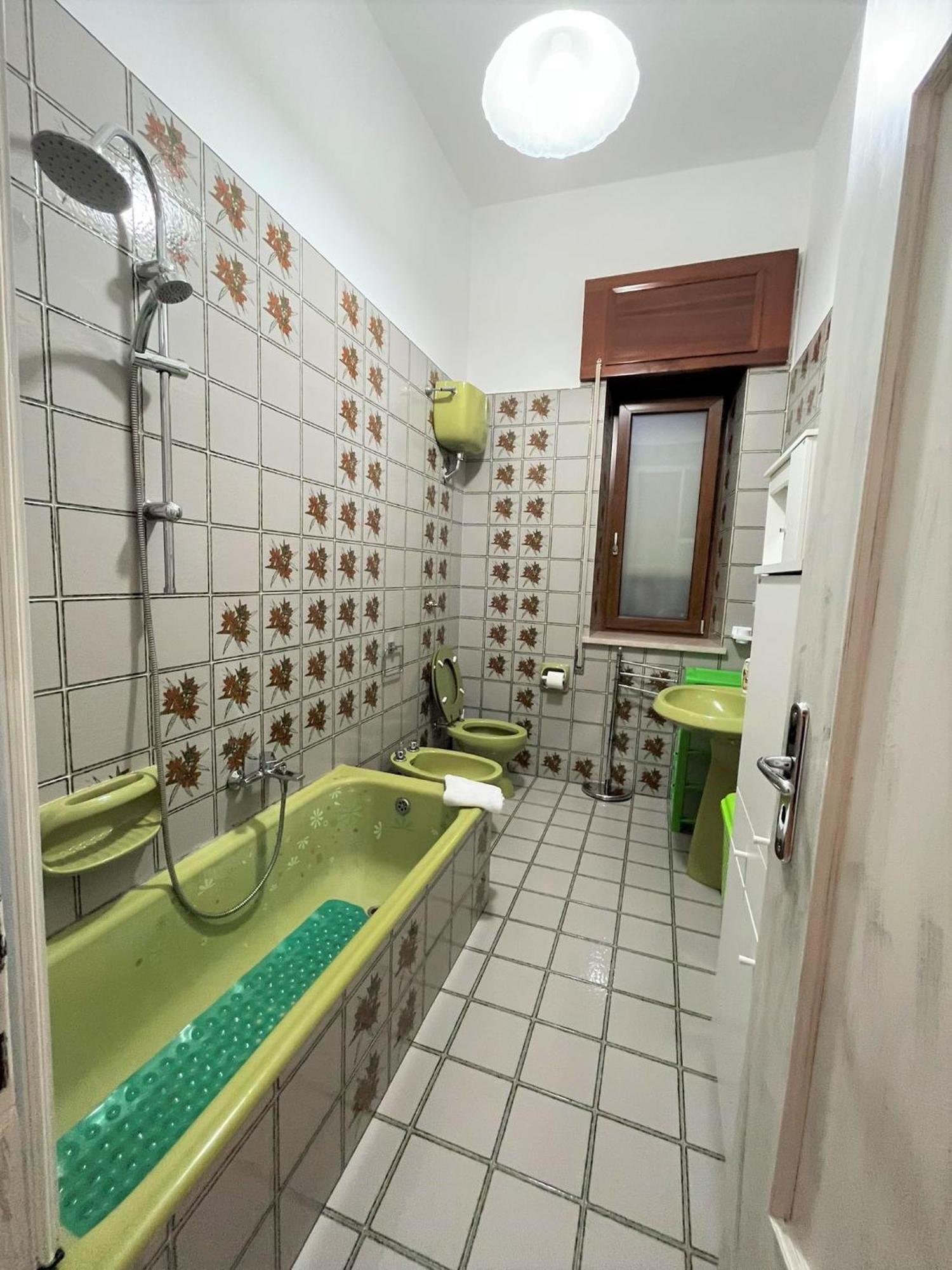 Il Borgo Bed & Breakfast อาเจโรลา ภายนอก รูปภาพ