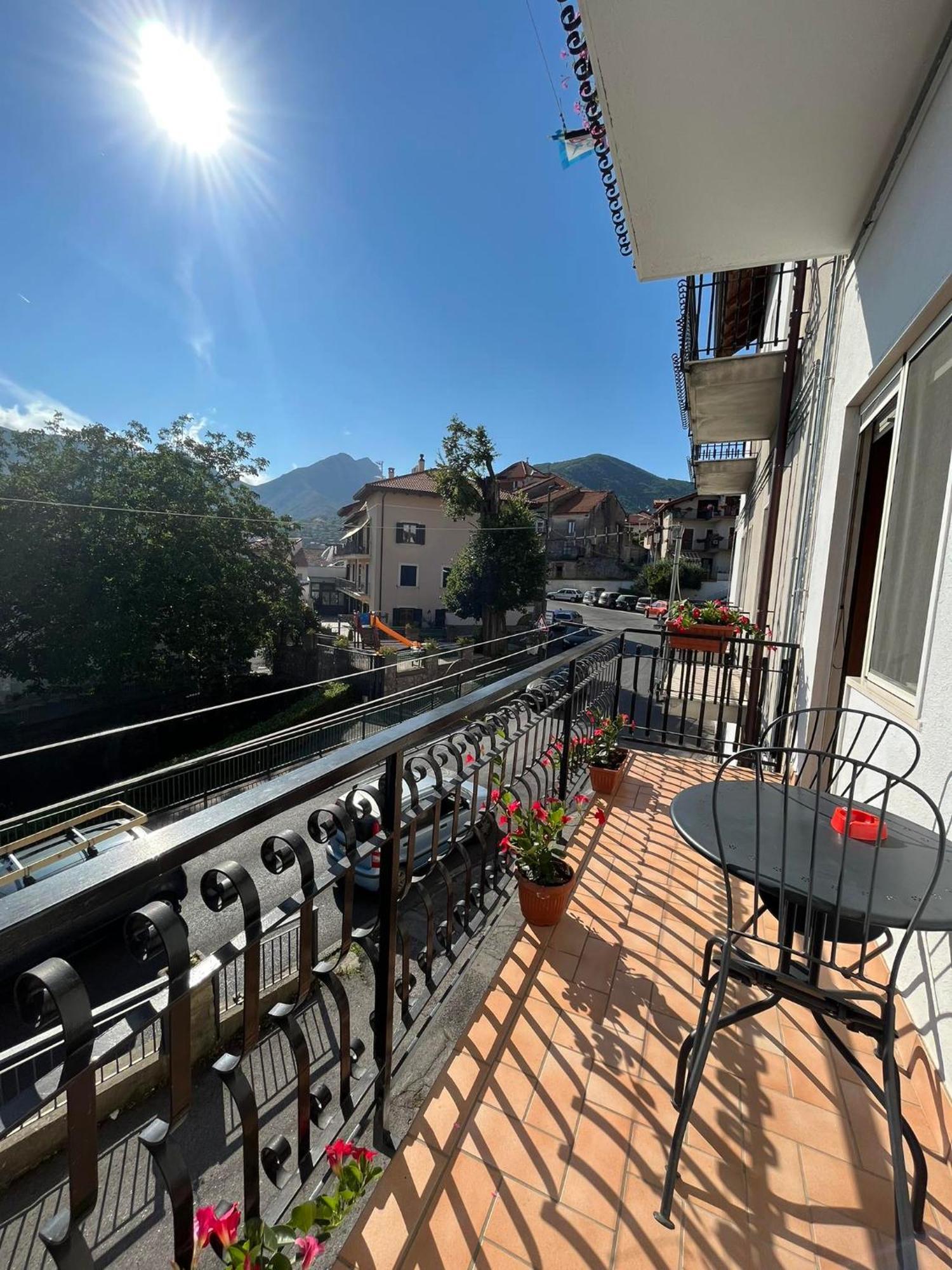 Il Borgo Bed & Breakfast อาเจโรลา ภายนอก รูปภาพ