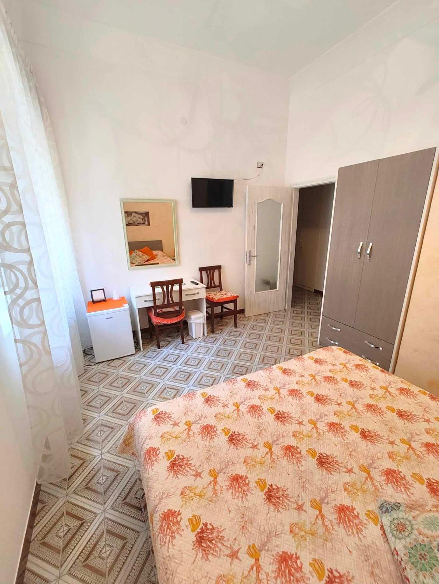 Il Borgo Bed & Breakfast อาเจโรลา ภายนอก รูปภาพ